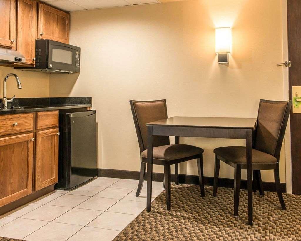 Comfort Inn & Suites Montrose Hill Room photo