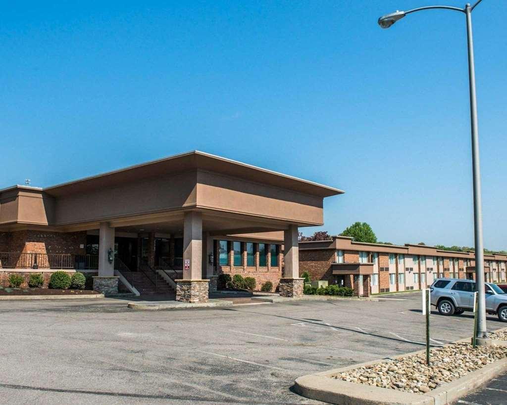 Comfort Inn & Suites Montrose Hill Exterior photo